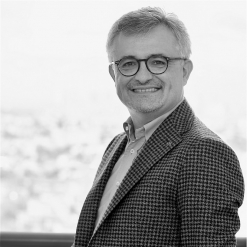 Adisa Pin | Research, Data Analysis, HR Analytics